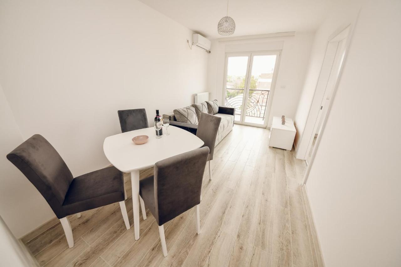 Appartamento Apartman Katarina Banja Koviljača Esterno foto